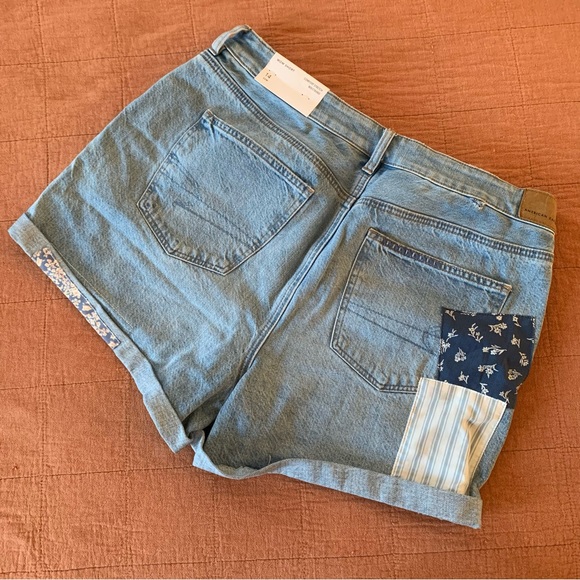 AEO Multi Media Patchwork Mom Shorts